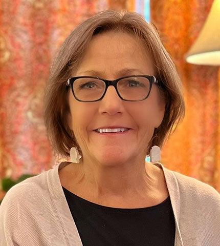Jennifer Stoll
