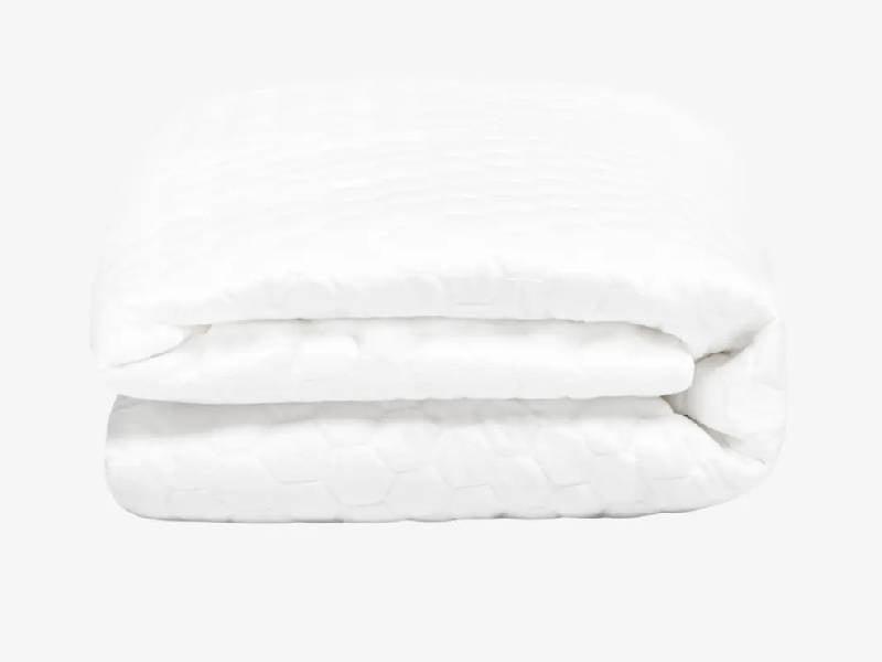 The Brooklyn Bedding Luxury Cooling Mattress Protector