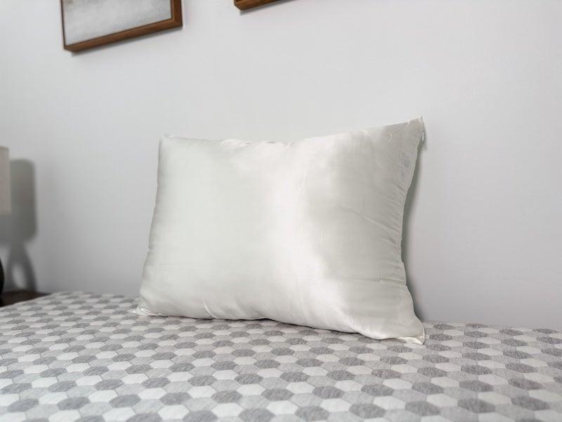 The Quince Mulberry Silk Pillowcase