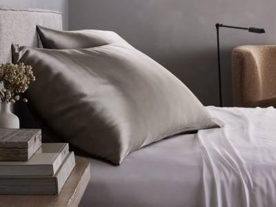 The Cozy Earth Silk Pillowcase