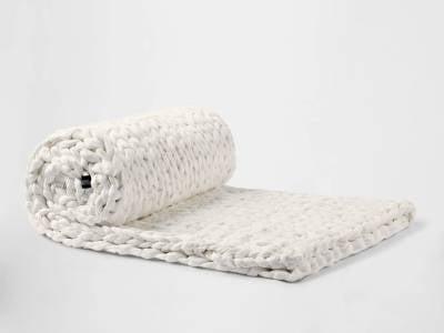 The Silk & Snow Hand Knitted Weighted Blanket