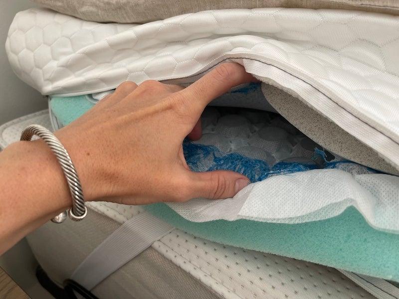 A look inside the Helix Premium Mattress Topper with GlacioTex